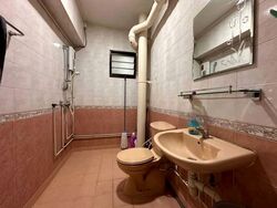 Blk 56 Strathmore Avenue (Queenstown), HDB 5 Rooms #562517681